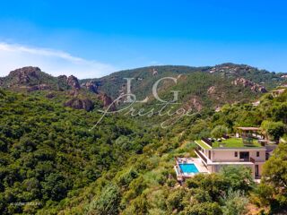  Villa à vendre 10 pièces 318 m²