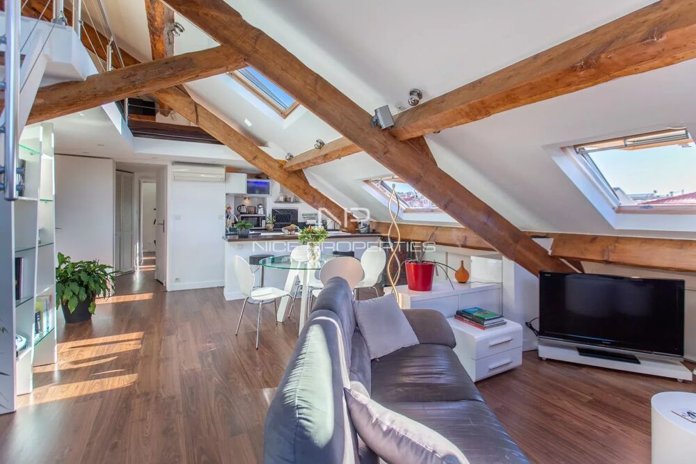 Vente Appartement Nice Carré d'Or, superbe et atypique appartement mansardé en der Nice