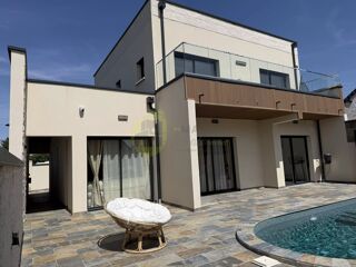  Villa à vendre 5 pièces 150 m²