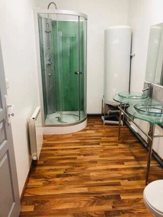  Appartement à louer 2 pièces 45 m²