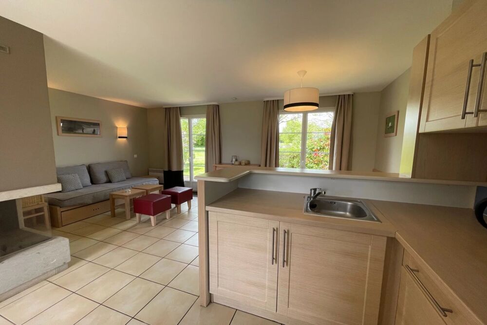 Vente Maison Très agréable maison mitoyenne en vente dans domaine proche mer Port-en-bessin-huppain