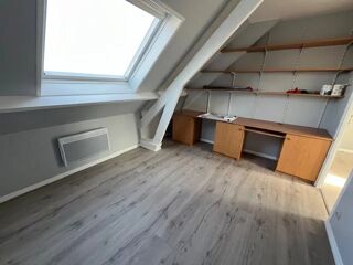  Appartement à louer 2 pièces 32 m²