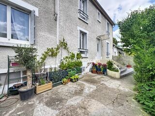  Villa � vendre 8 pi�ces 131 m�