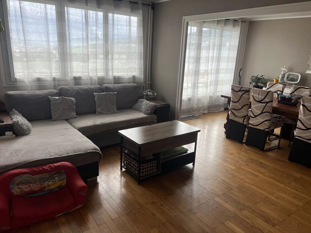 Appartement excellent état à Firminy