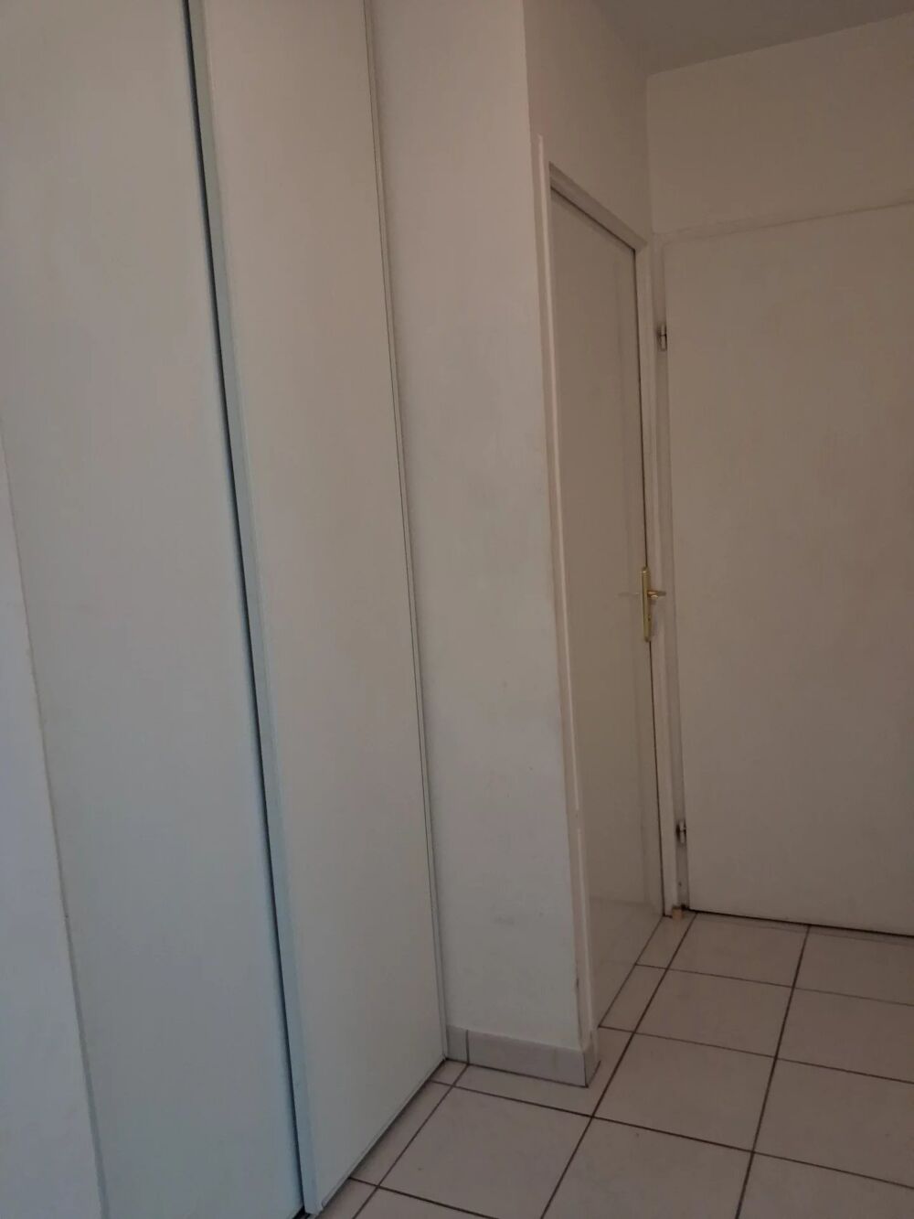 RAMONVILLE SAINT-AGNE / GRAND T2 AVEC GARAGE PRIVE