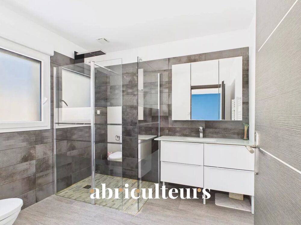 � vendre  Maison Bagnols-en-For�t (83600)