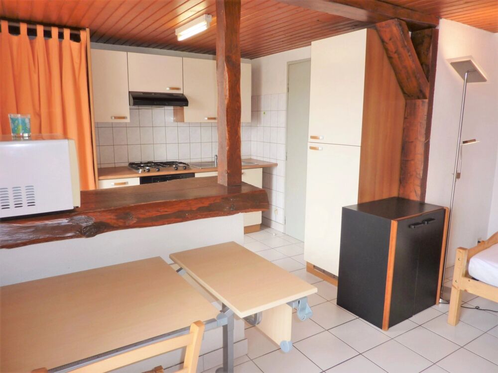 MONTBELIARD CENTRE Studio meublé