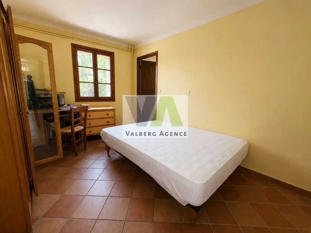 Vente Maison Grande maison à rénover Guillaumes