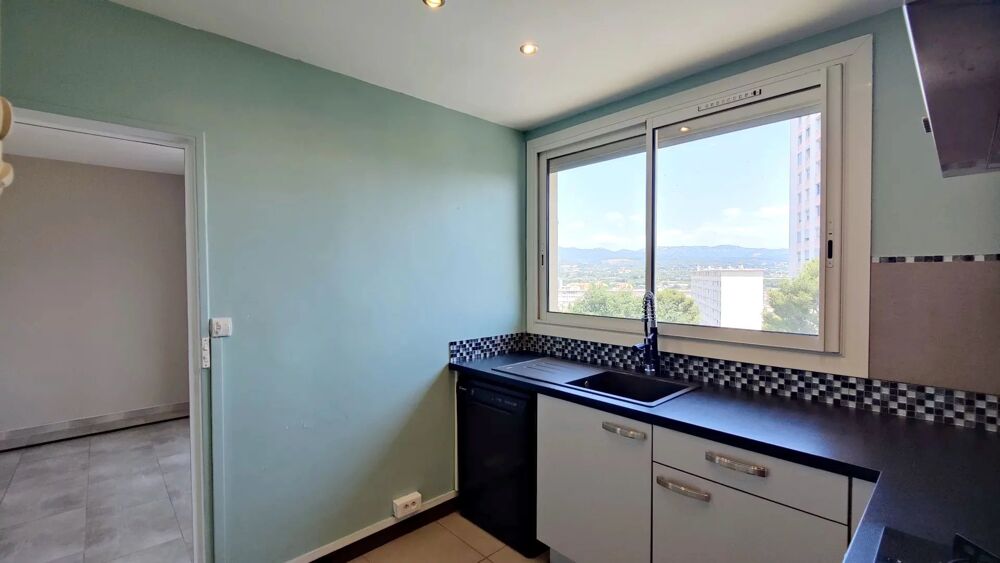 Vente Appartement  vendre app T3 d'environ 70 M2 + balcon dans rsidence au calme Marseille 13