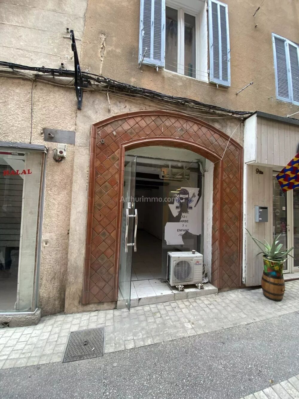   LOCAL COMMERCIAL / BUREAU Aubagne