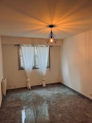  Appartement à louer 1 pièce 21 m²