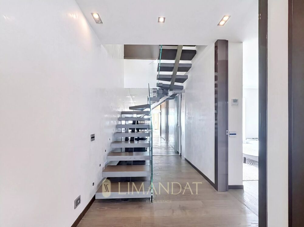 Location Appartement Duplex toit terrasse - 4 pièces - Vue mer panoramique Cannes