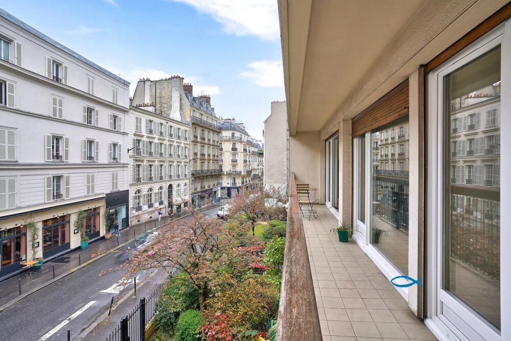 Vente Appartement Appartement avec balcon proche Ave Trudaine - 101m2 refait  neu Paris 9