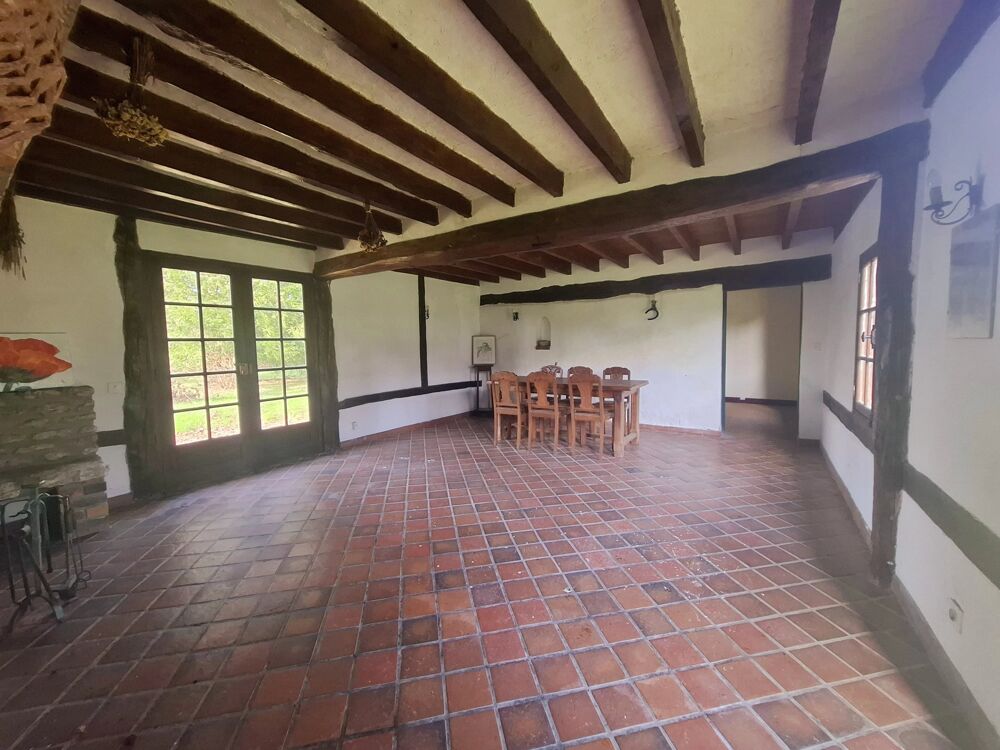 CHARMANTE MAISON ANCIENNE AU CALME AVEC DÉPENDANCE ET BEAU TERRA