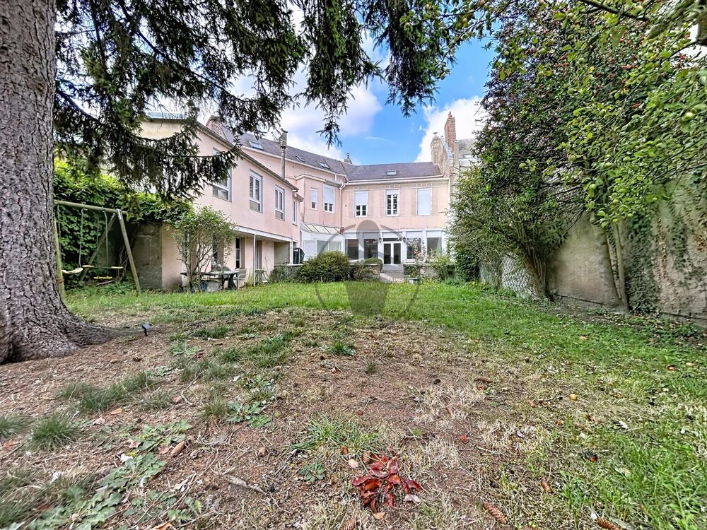Magnifique demeure familiale en plein coeur de Saint-Quentin