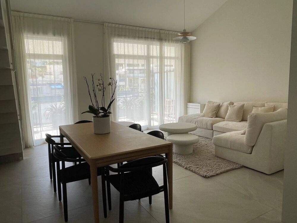 Vente Appartement 3 PIECES DUPLEX DERNIER ETAGE Nice
