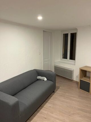  Appartement à louer 2 pièces 31 m²