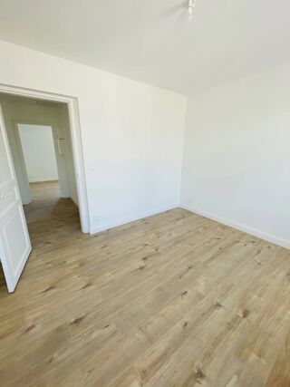  Appartement à louer 3 pièces 59 m²