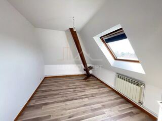  Appartement à louer 3 pièces 70 m²