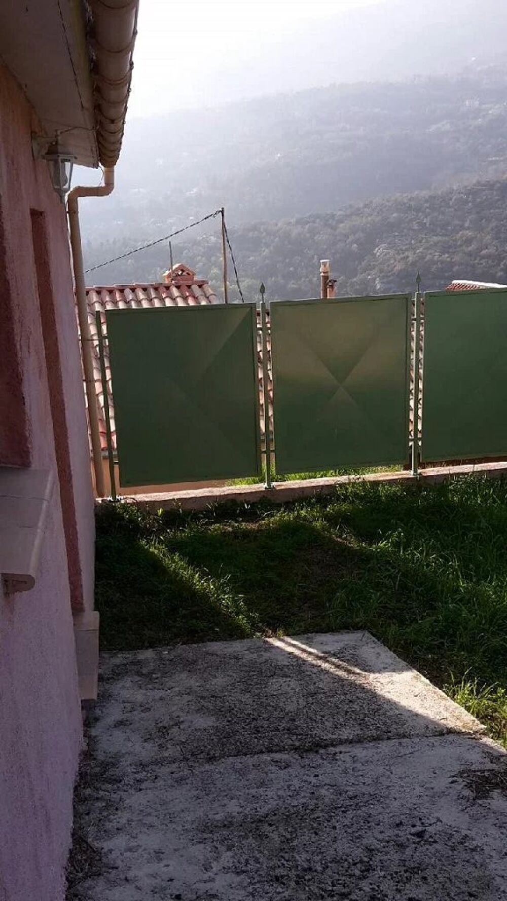 Location Appartement Studio de 25m² avec jardinet privatif Contes