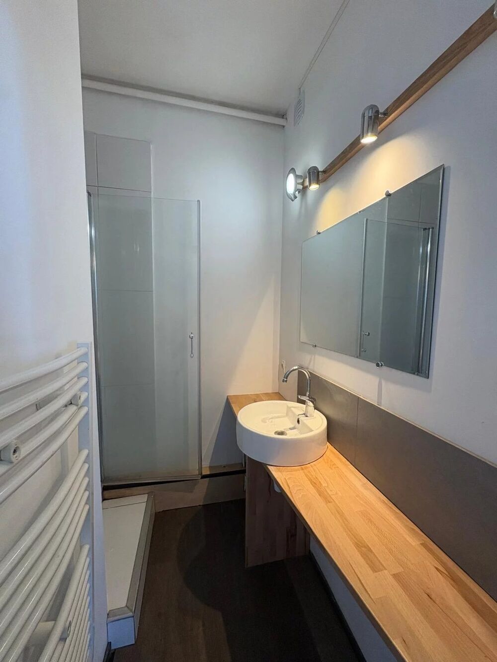 APPARTEMENT F4 - BORD DE LOIRE