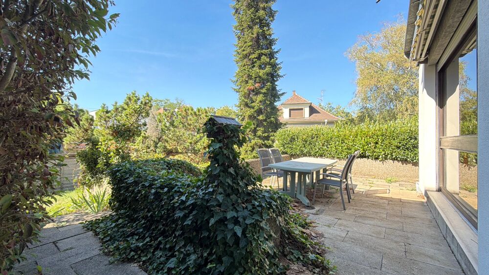 Vente Maison Robertsau, Maison au calme de 205 m2 avec jardin Strasbourg