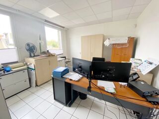  Immeuble à vendre 13 pièces 378 m²