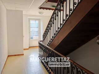  Immeuble à vendre 15 + pièces 532 m²