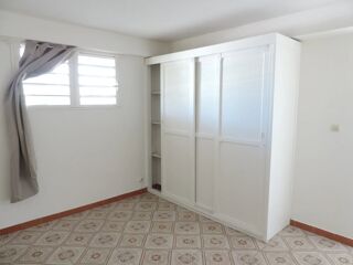 Immeuble à vendre 180 m²