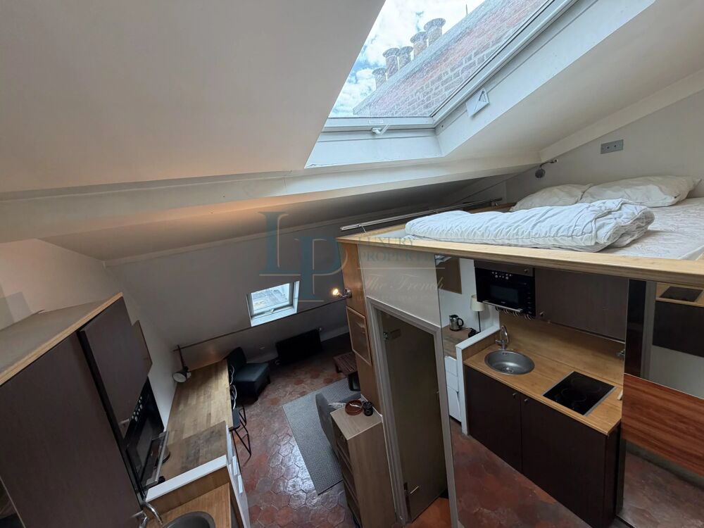 Vente Appartement Exclusivité - Paris VIII - Faubourg Saint-Honoré - Dernier étage Paris 8