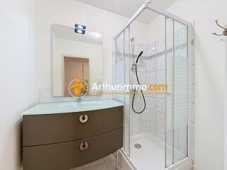  Appartement à louer 3 pièces 70 m²