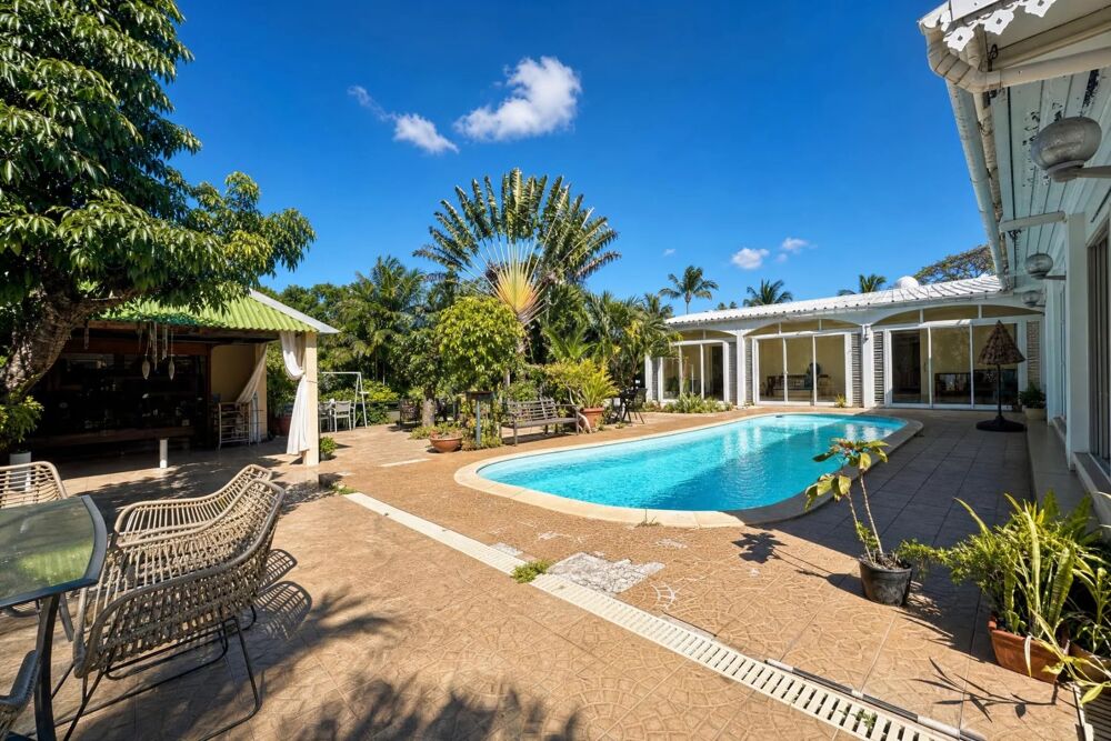 Vente Maison VILLA F8 AVEC PISCINE, KIOSQUE ET CUISINE D'ÉTÉ – SAINT-PIERRE Saint-pierre