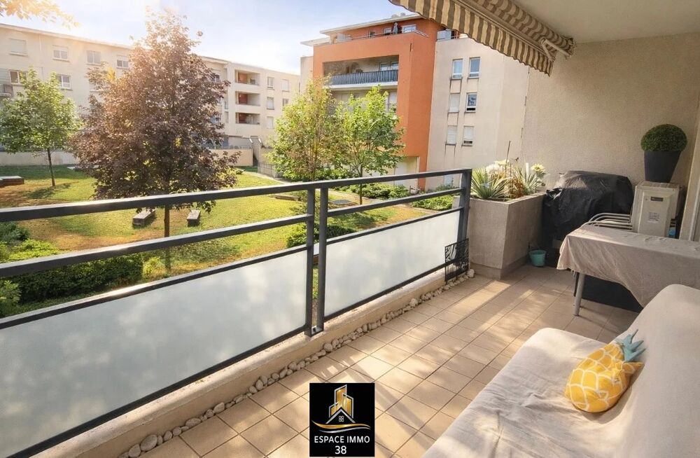 ECHIROLLES - Appartement T4 de 91 m2 avec terrasse, cave, possib