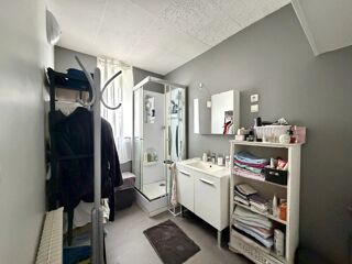  Immeuble à vendre 4 pièces 145 m²