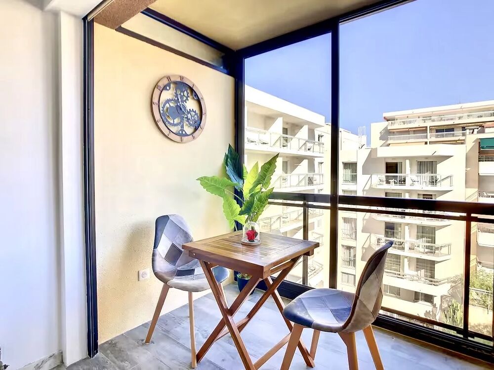 Vente Appartement Cannes arrière Croisette, magnifique  studio en étage avec cave Cannes
