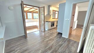  Appartement à louer 4 pièces 85 m²