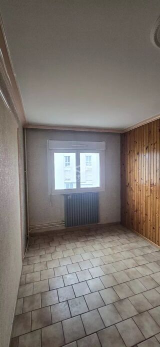  Appartement � vendre 4 pi�ces 77 m�