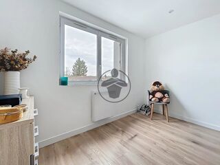  Immeuble à vendre 6 pièces 109 m²