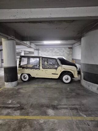  Parking / Garage  vendre 10 m