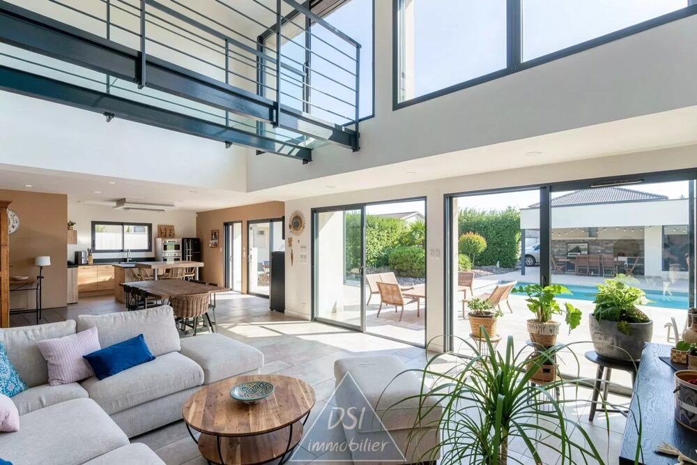 Maison d'Architecte Contemporaine de 210 m²  Piscine, Jacuzzi s