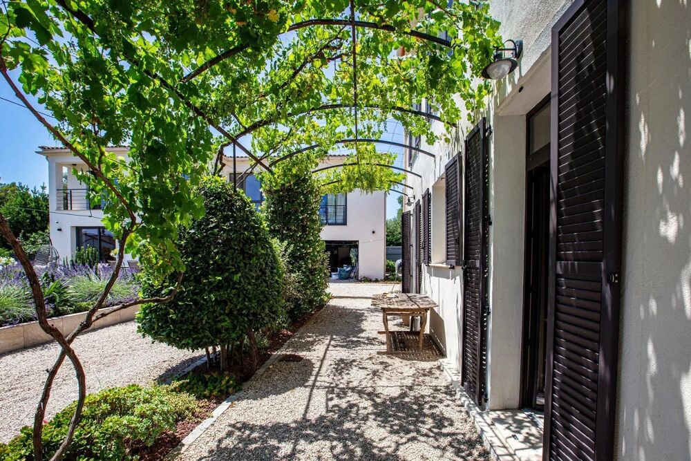Vente Maison Propriété avec deux maisons au calme, proche de toutes commodité Antibes