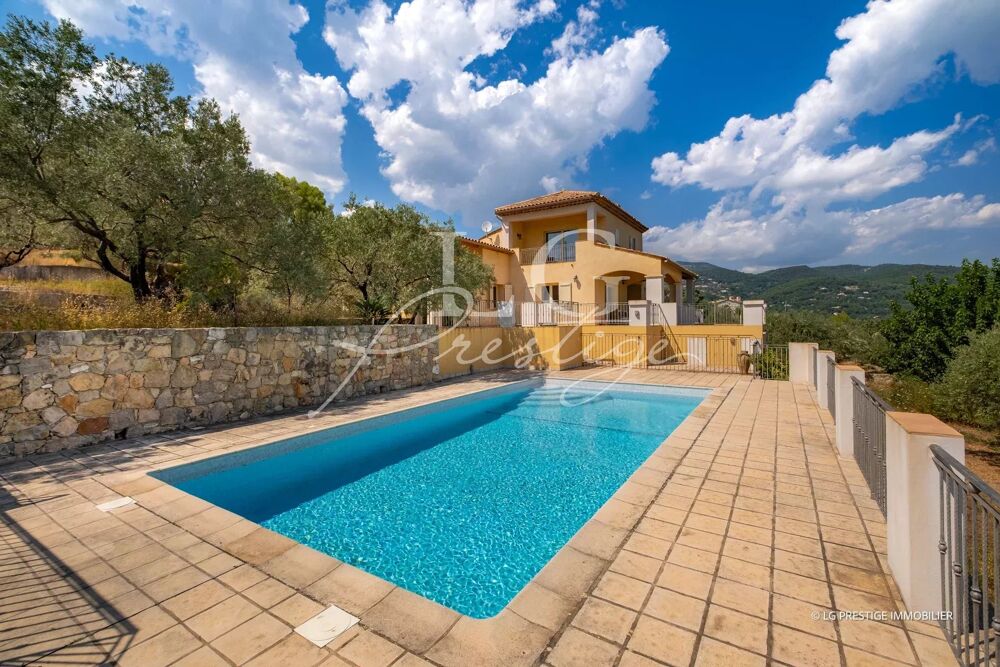 Villa provençale avec vue imprenable sur oliviers et roses sauva