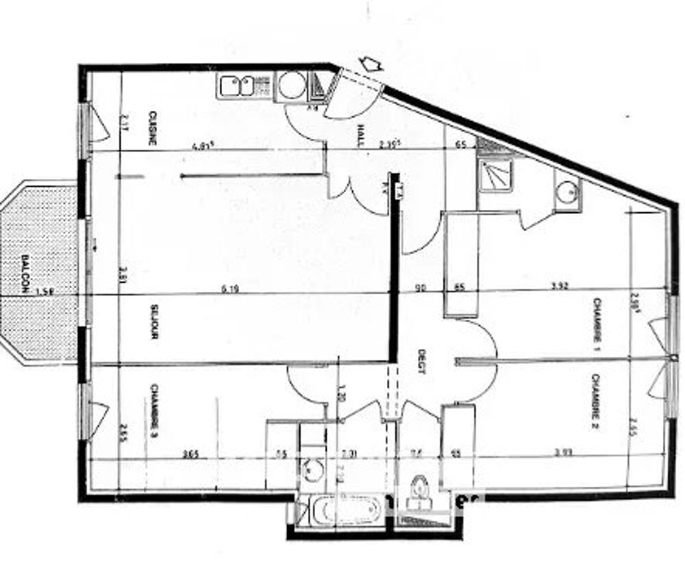 Ville-la-Grand : Spacieux T4 de 91 m² avec extérieur et garage d
