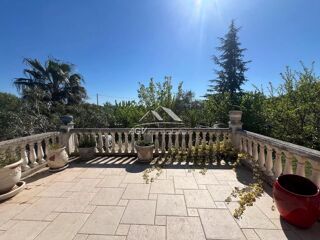  Maison � vendre 8 pi�ces 197 m�