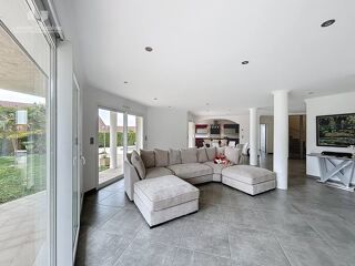  Villa à vendre 7 pièces 250 m²