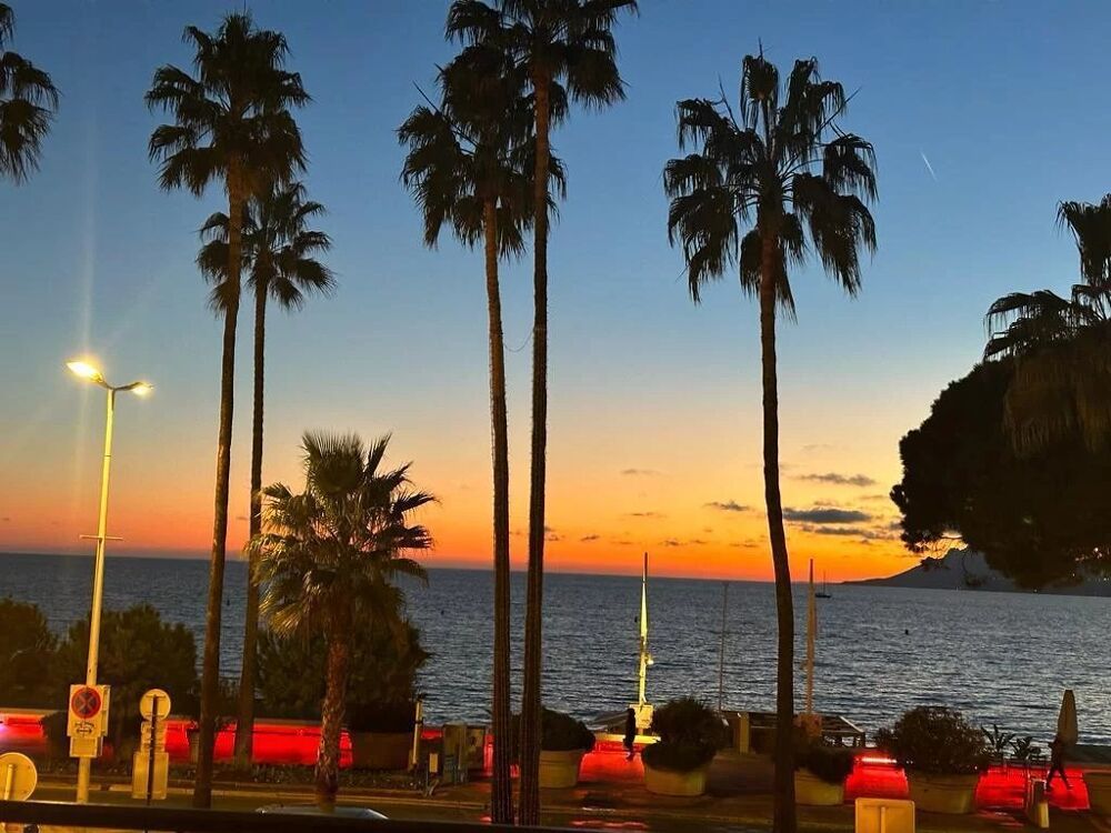 Vente Appartement Cannes Croisette magnifique appartement 3 pièces vue mer Cannes