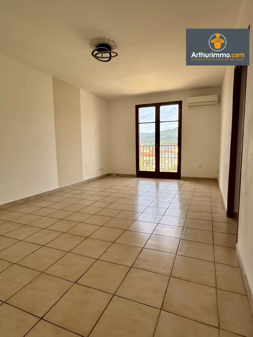 Vente Appartement Appartement de type 2 - Centre ville de Propriano Propriano