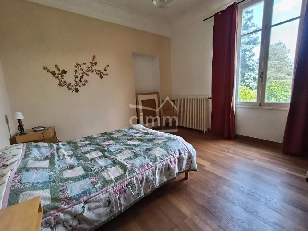 Maison Individuelle avec Jardin, Piscine et Garage