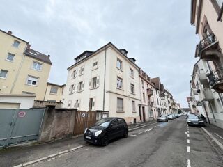  Immeuble à vendre 15 + pièces 331 m² Schiltigheim