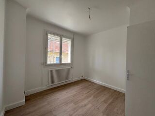  Appartement � louer 5 pi�ces 90 m�